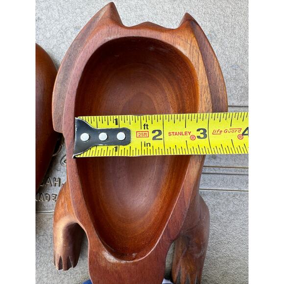 Hand crafted mahogany frog shaped wood box - Picture 6 of 12